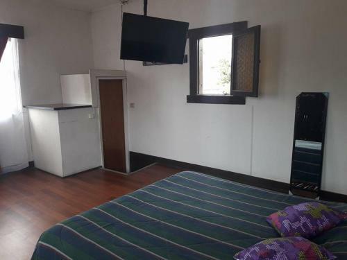 Hostal Cotroneo