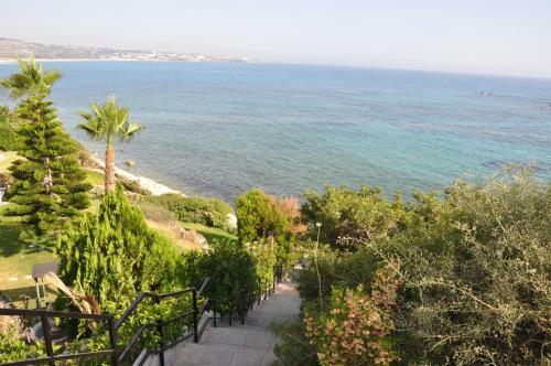 Villa Natalia Coral Bay