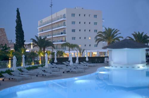 Sunrise Gardens Aparthotel