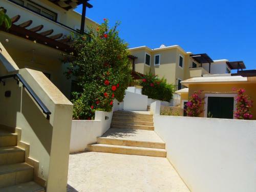 Marelia Apartments