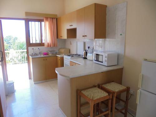 Niki Court Holiday Apartments