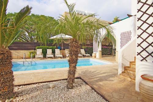 Villa Topaz