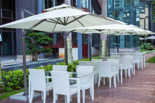 Sanya Ziyue Coniser Theme Hotel