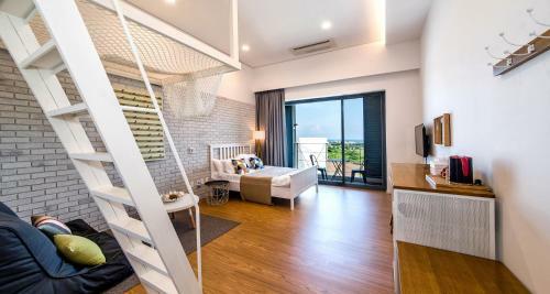 Hotel Lucid M