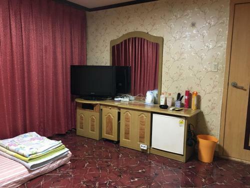 Coin Motel