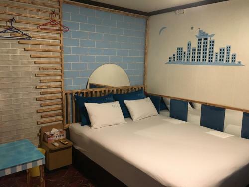 Coin Motel