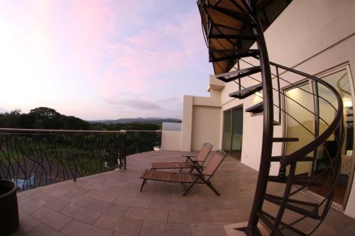 Hotel Sky Penthouses At Oceano