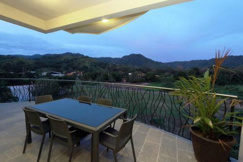 Hotel Sky Penthouses At Oceano