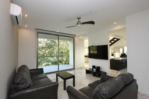 Hotel Sky Penthouses At Oceano