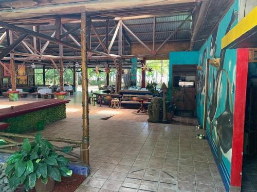 Hotel Roca Verde Beachfront