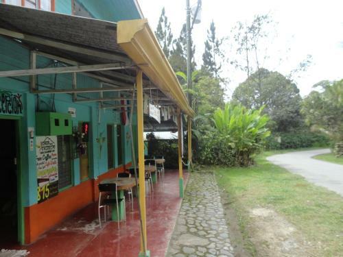 Hostal Hostel Casa Chirripo