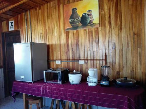 Hostal Pensi�n Y Cabinas Colibr�