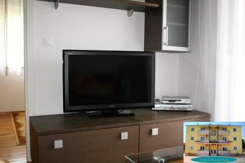 Apartamentos Yellow House Pula