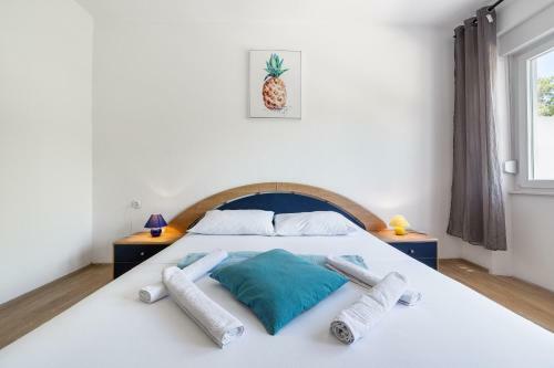 Hostal Sobe Mate?a