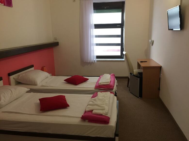 Hotel Ru?a