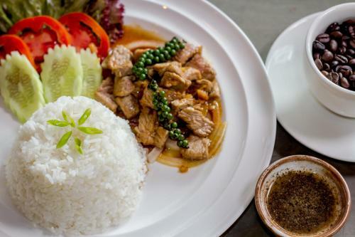Hostal Kandal Village Inn