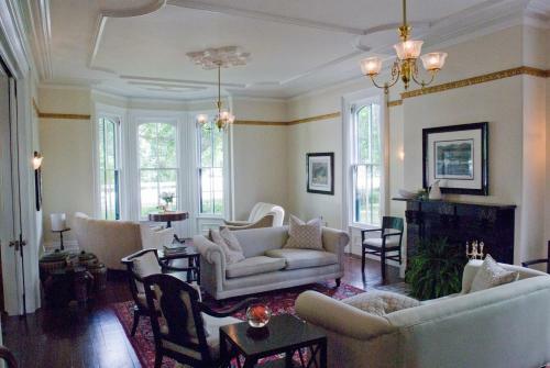 Bed & Breakfast Woodbourne Inn