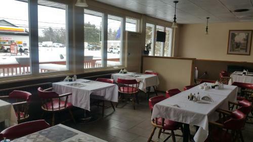 Mazinaw Inn Motel