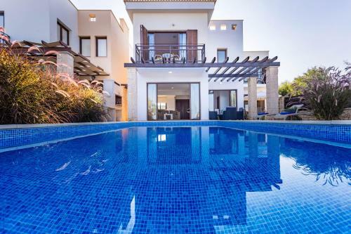 Villa Greko Mare Front Line