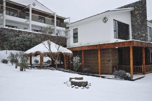 Moganshan Yinhuawu Resort