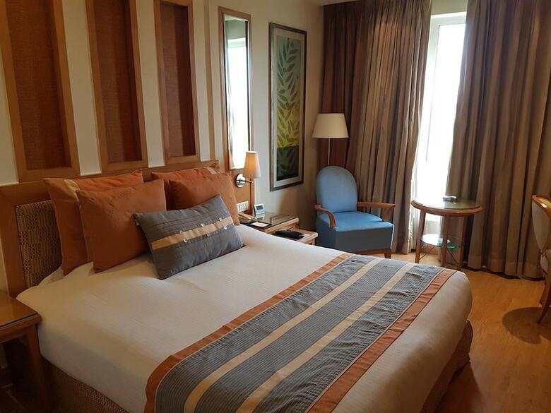 Hotel Pride Park Premier