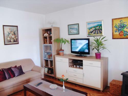 Apartments Bon