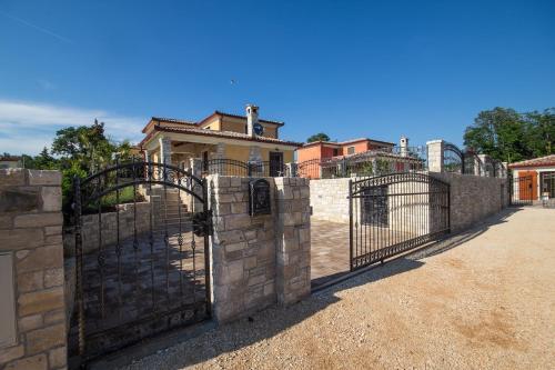 Villa Mateja