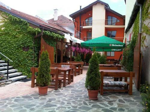 Hostal Penzion Rosenau