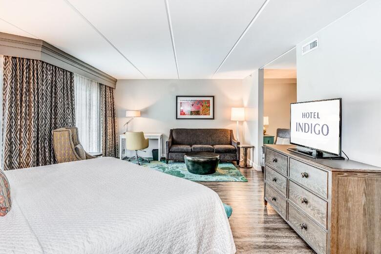 Hotel Indigo Atlanta Vinings
