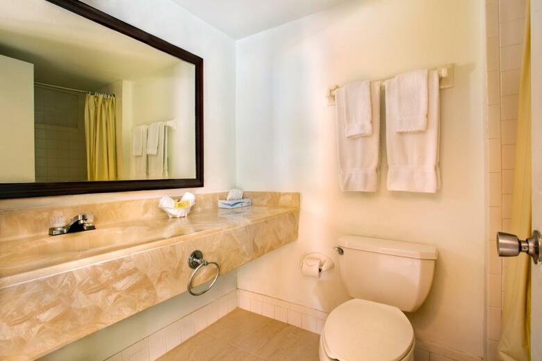 Hotel Viva Wyndham Fortuna Beach
