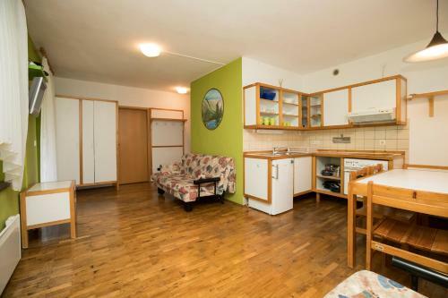 Apartments By Savica