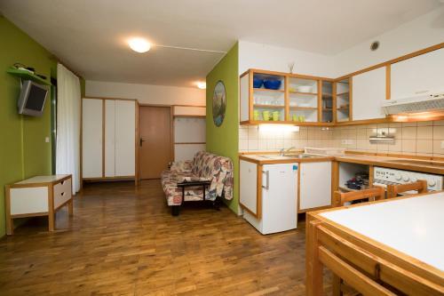 Apartments By Savica