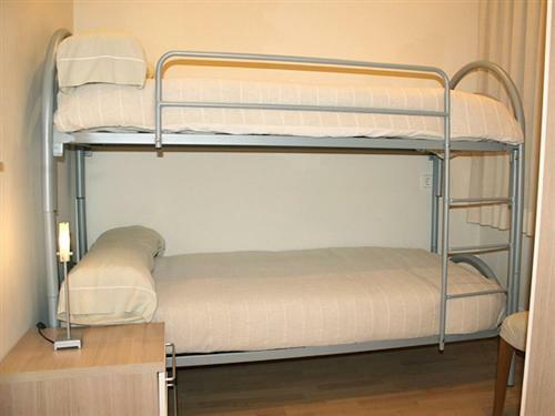 Classbedroom Apartments III