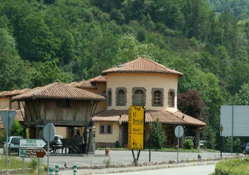 Hotel El Bricial