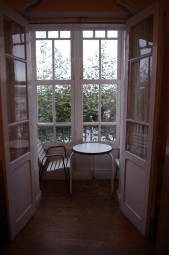 Hostal Pensi�n "la Marina"
