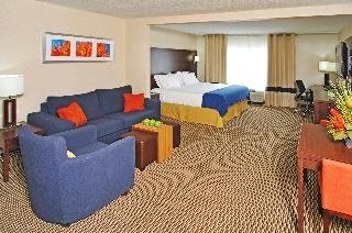 Holiday Inn Express Hotel  Suites Toronto - M