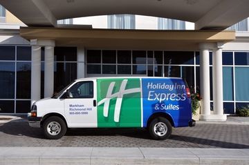 Holiday Inn Express Hotel  Suites Toronto - M