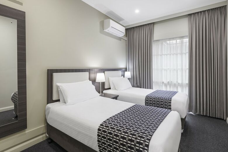Quality Hotel Melbourne Airport
