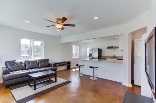 Contemporary Sunset Cliffs Beach Cottage