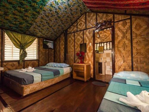 Hotel Patrick's On The Beach Resort