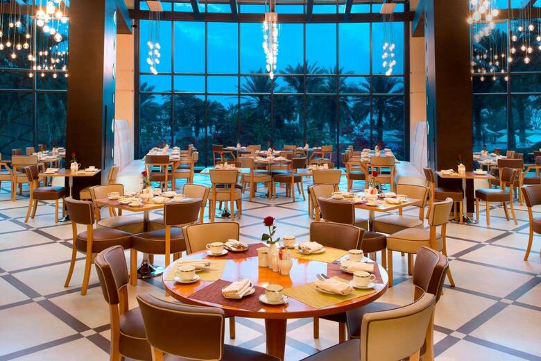 Hotel Le Meridien Al Aqah Beach Resort