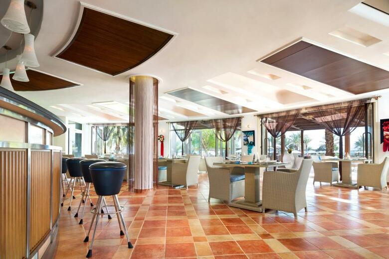 Hotel Le Meridien Al Aqah Beach Resort