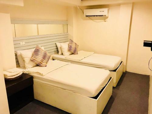 Posada Hometown Hotel - Lacson Bacolod