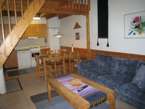 Saarisel�n Marjamajat