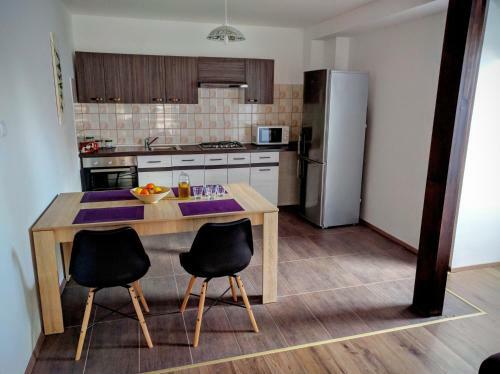 Hostal Apartments Tome