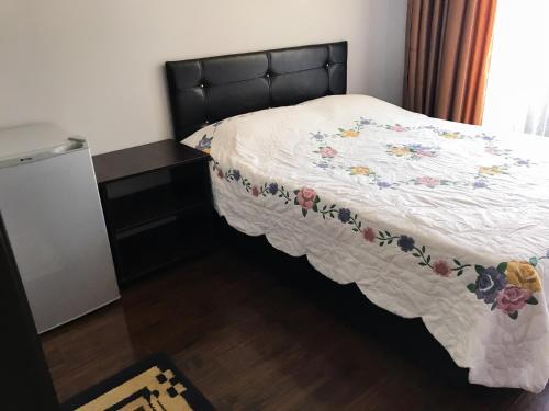 Hostal Guesthouse Abashidze 4