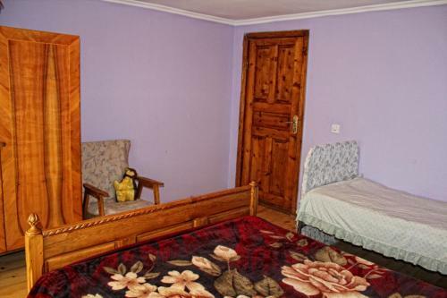 Hostal Mestia Valeris Guesthouse