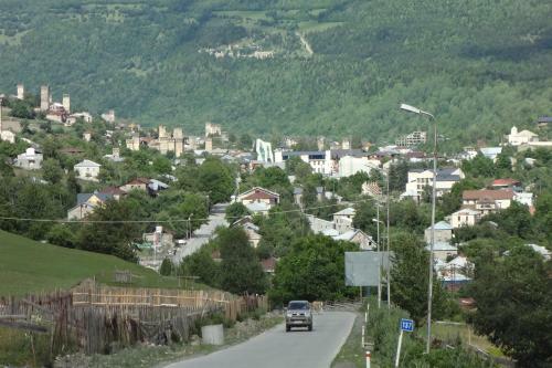 Hostal Mestia Valeris Guesthouse