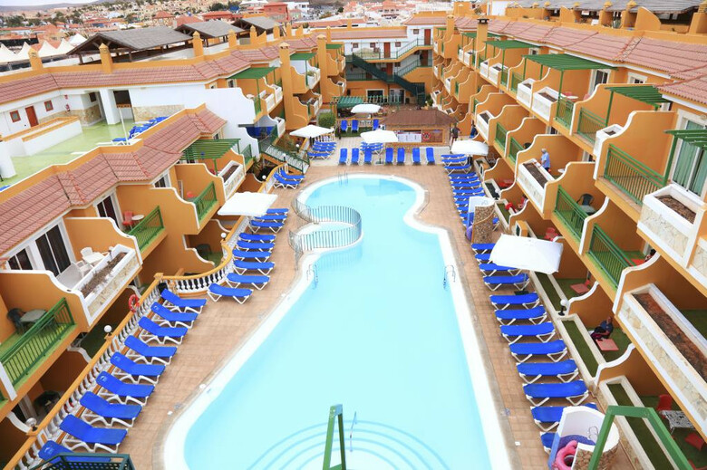 Apartamentos Caleta Garden