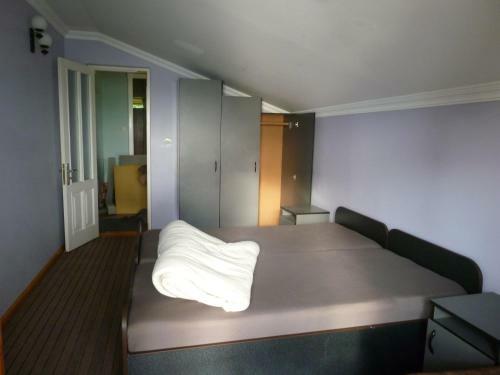 Sarpi Beach Apartment